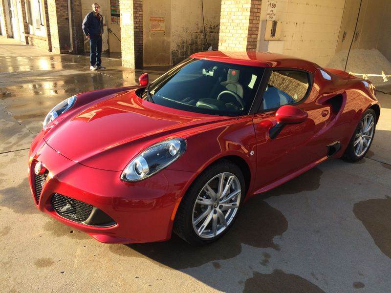 Illustration for article titled Alfa Romeo 4C Picture Dump